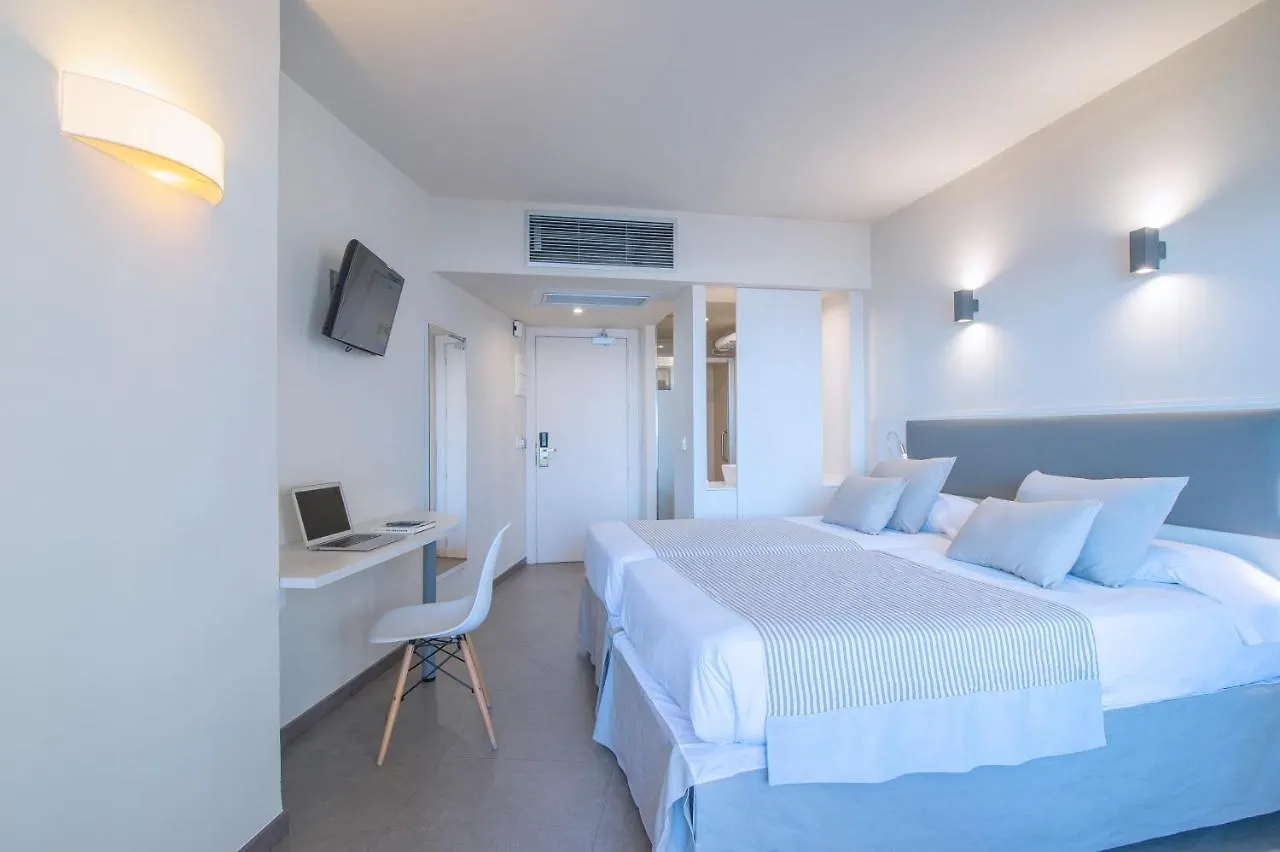 ***  Hotel El Puerto By Pierre Vacances Фуэнхирола Испания